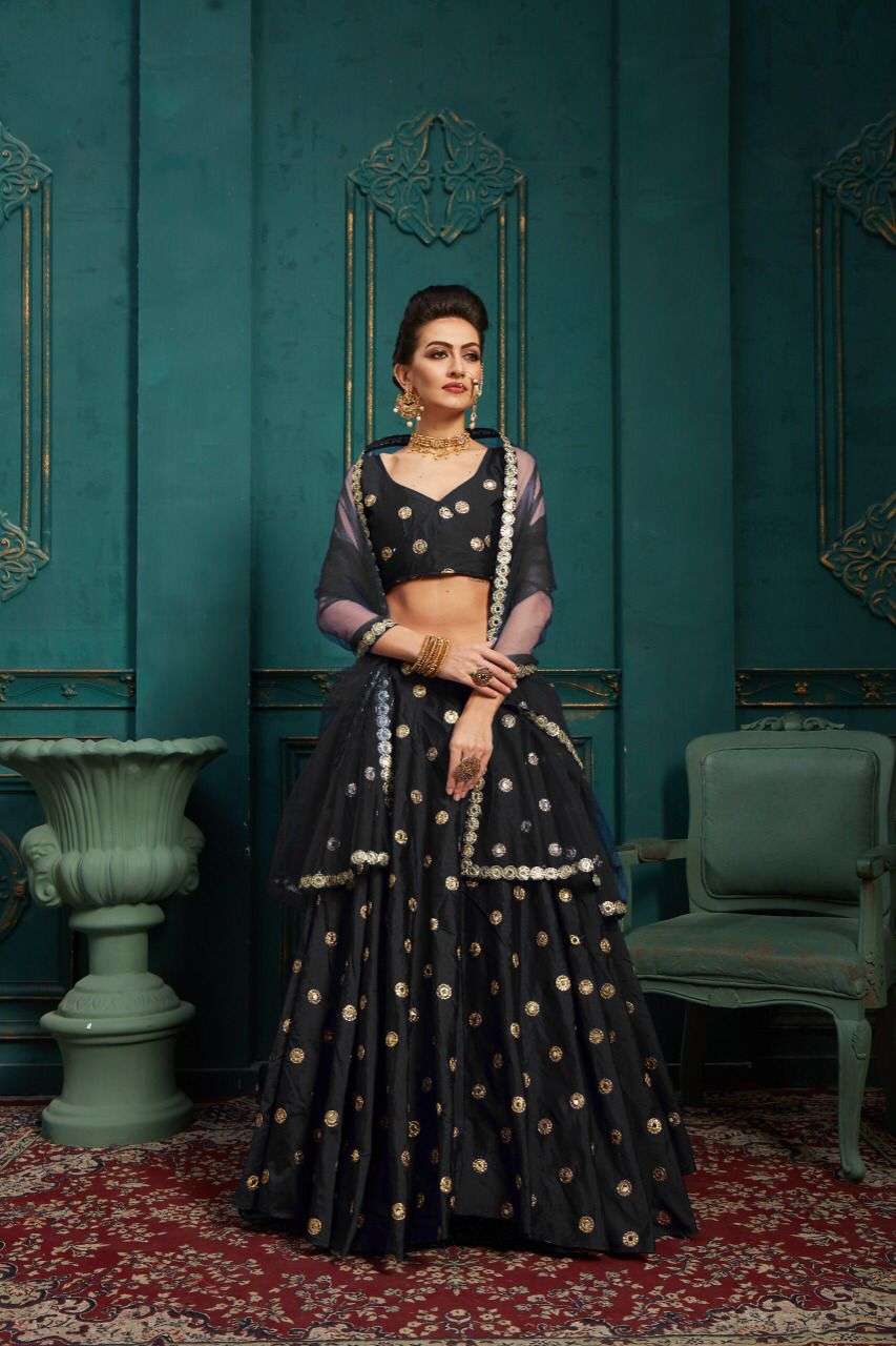 QUEEN 701 BY ASLIWHOLESALE 101 TO 104 SERIES DESIGNER LEHENGAS