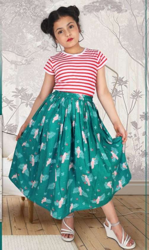 Kids wear: Kids clothes for girls online in Surat at Wholesale Price