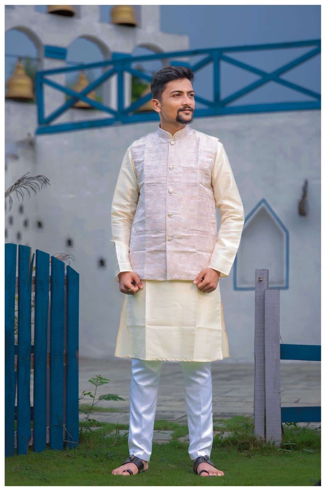 REGAL STYLE VOL-6 BY ASLIWHOLESALE COTTON MENS KURTA WITH PAJAMA & JACKET