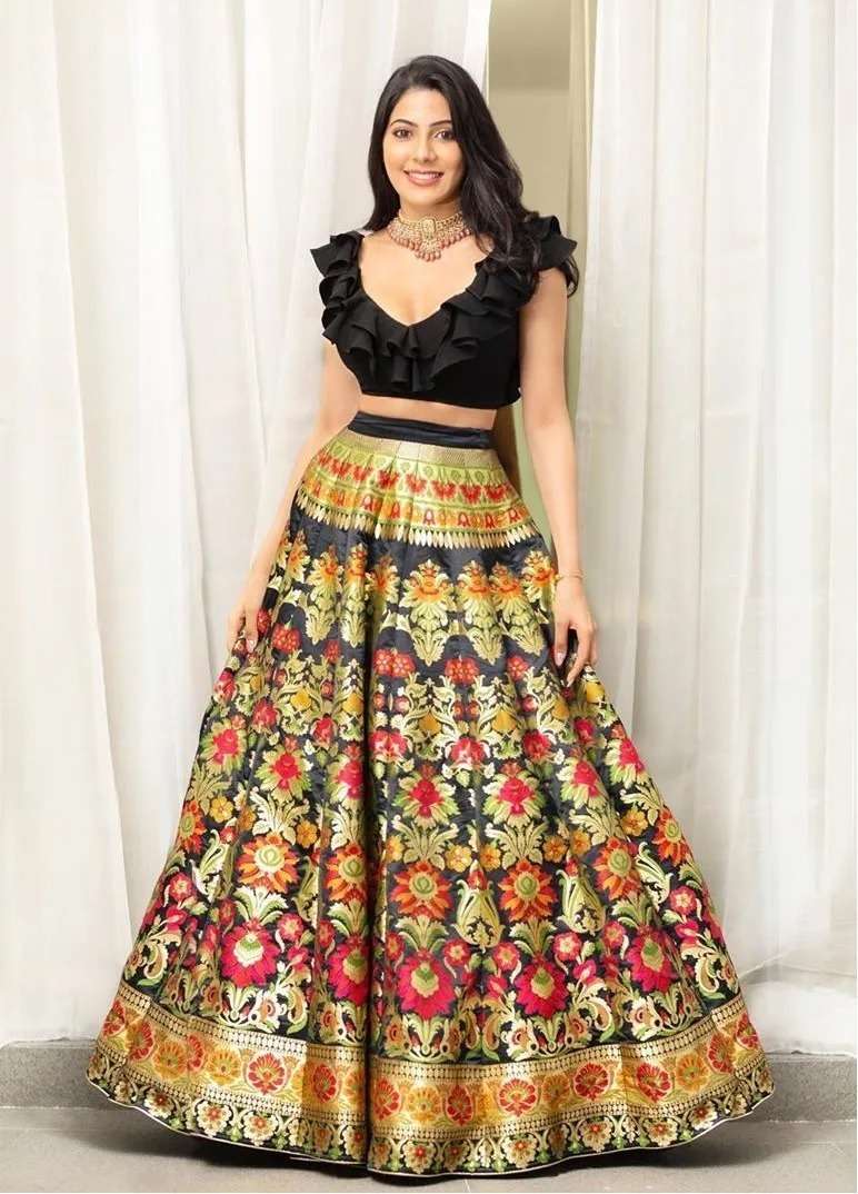 2034BLK BY ASLIWHOLESALE DESIGNER JACQUARD SILK WORK LEHENGA