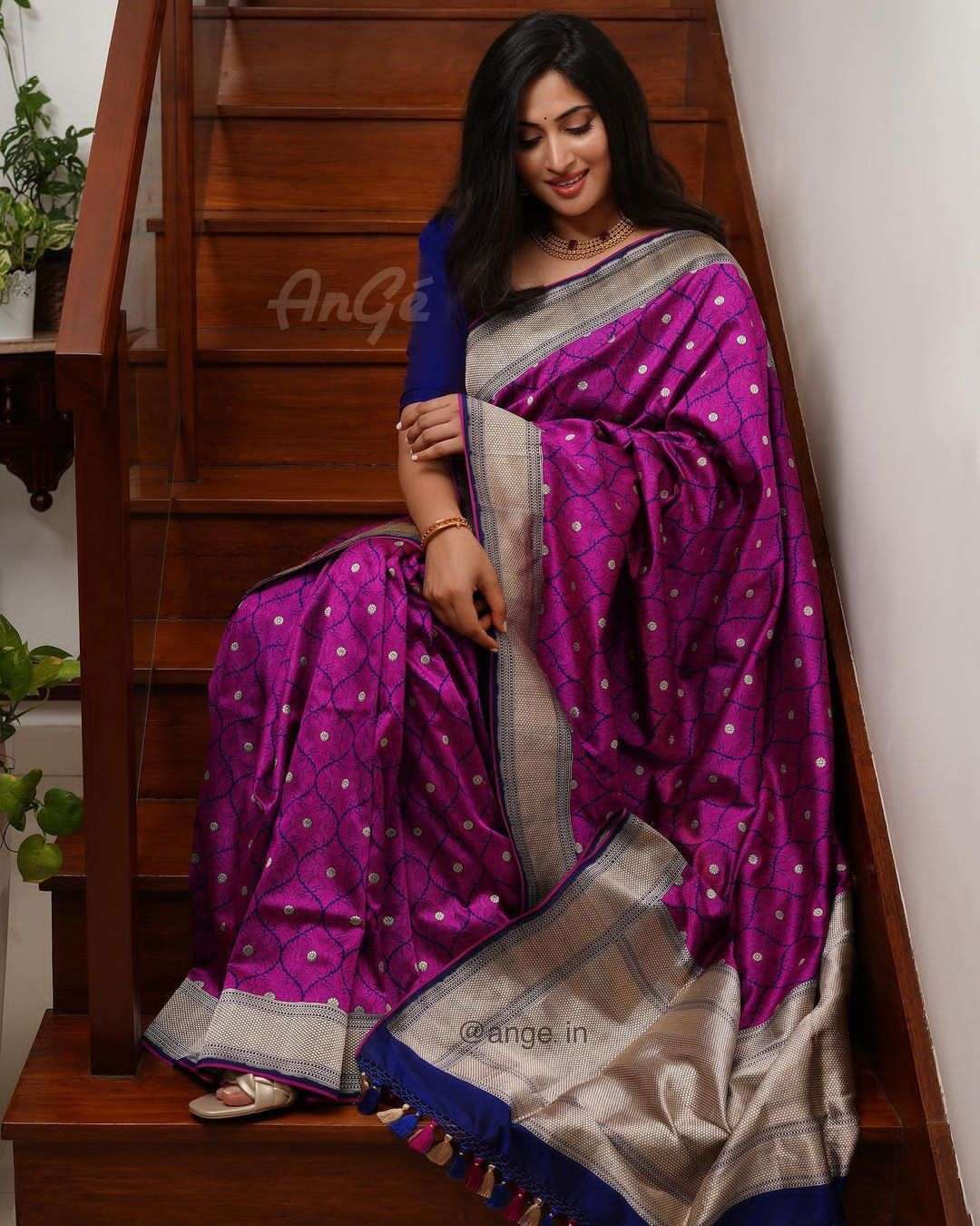 KRISHA-3227 BY ASLIWHOLESALE KANJIVARAM JACQUARD SILK SAREE