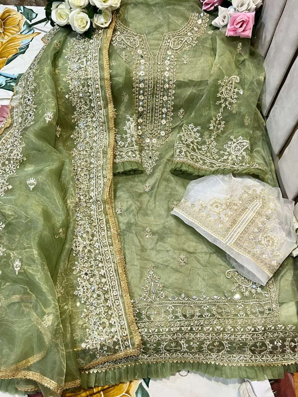 MT LIGHT GREEN BY MEHBOOB TEX ORGANZA WORK PAKISTANI DRESS