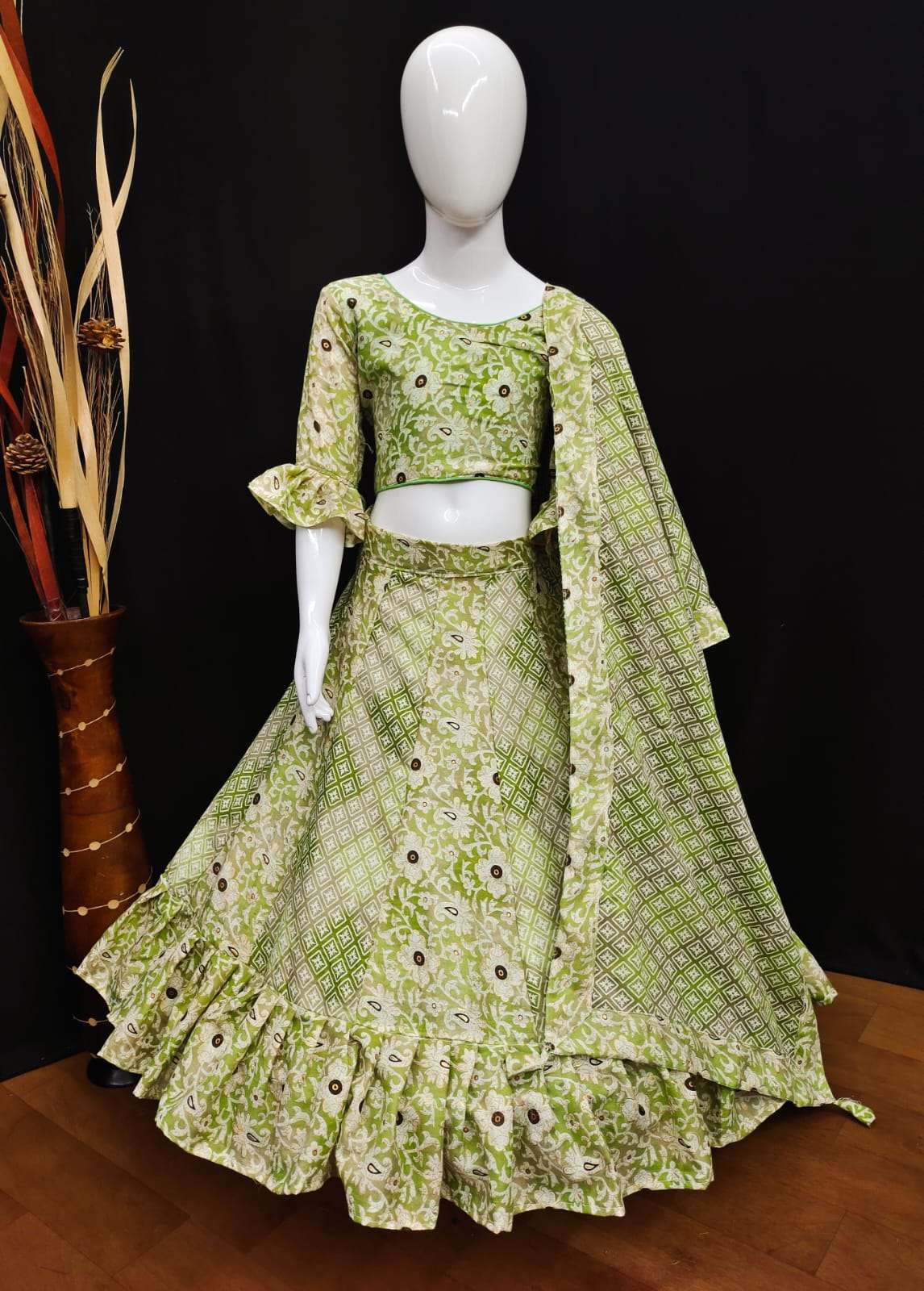 COMBO LEHENGA VOL-01 BY ASLIWHOLESALE COTTON STYLISH MOTHER DAUGHTER LEHENGAS