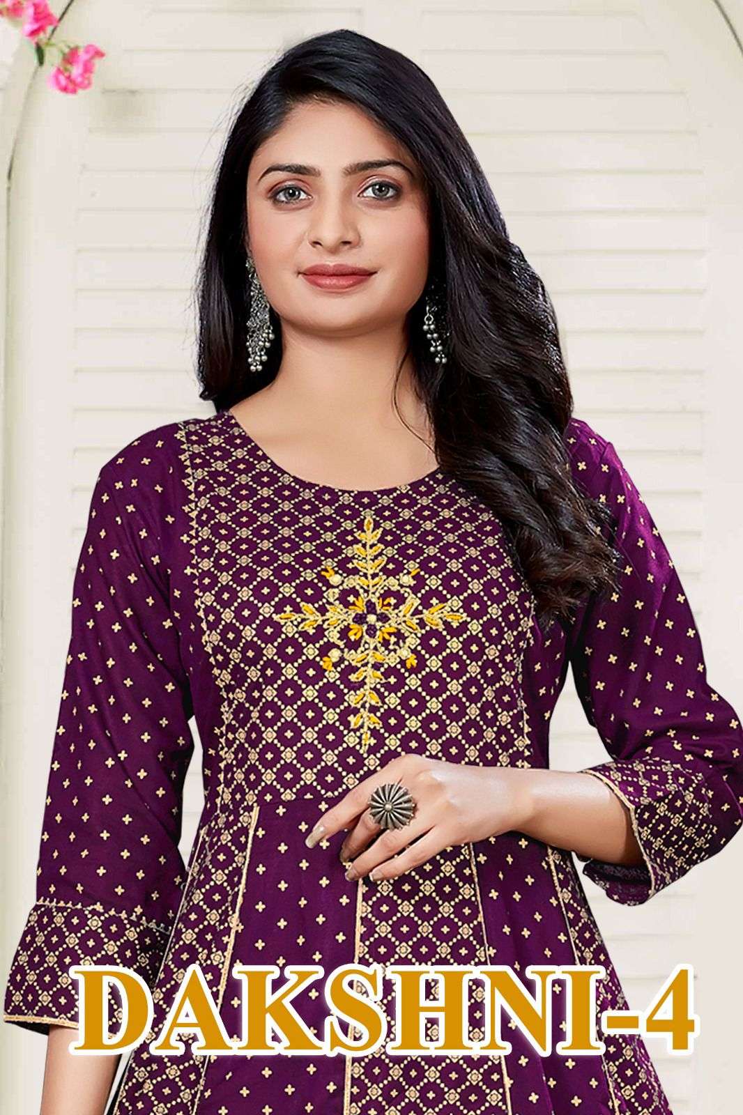 DAKSHNI VOL-4 BY BANWERY 4001 TO 4005 SERIES RAYON PRINT KURTIS