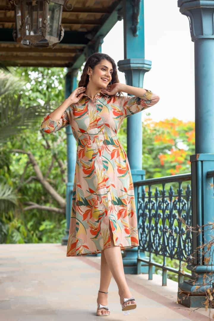 RASHI VOL-61 BY ASLIWHOLESALE DESIGNER FACNY COTTON PRINT KURTI 