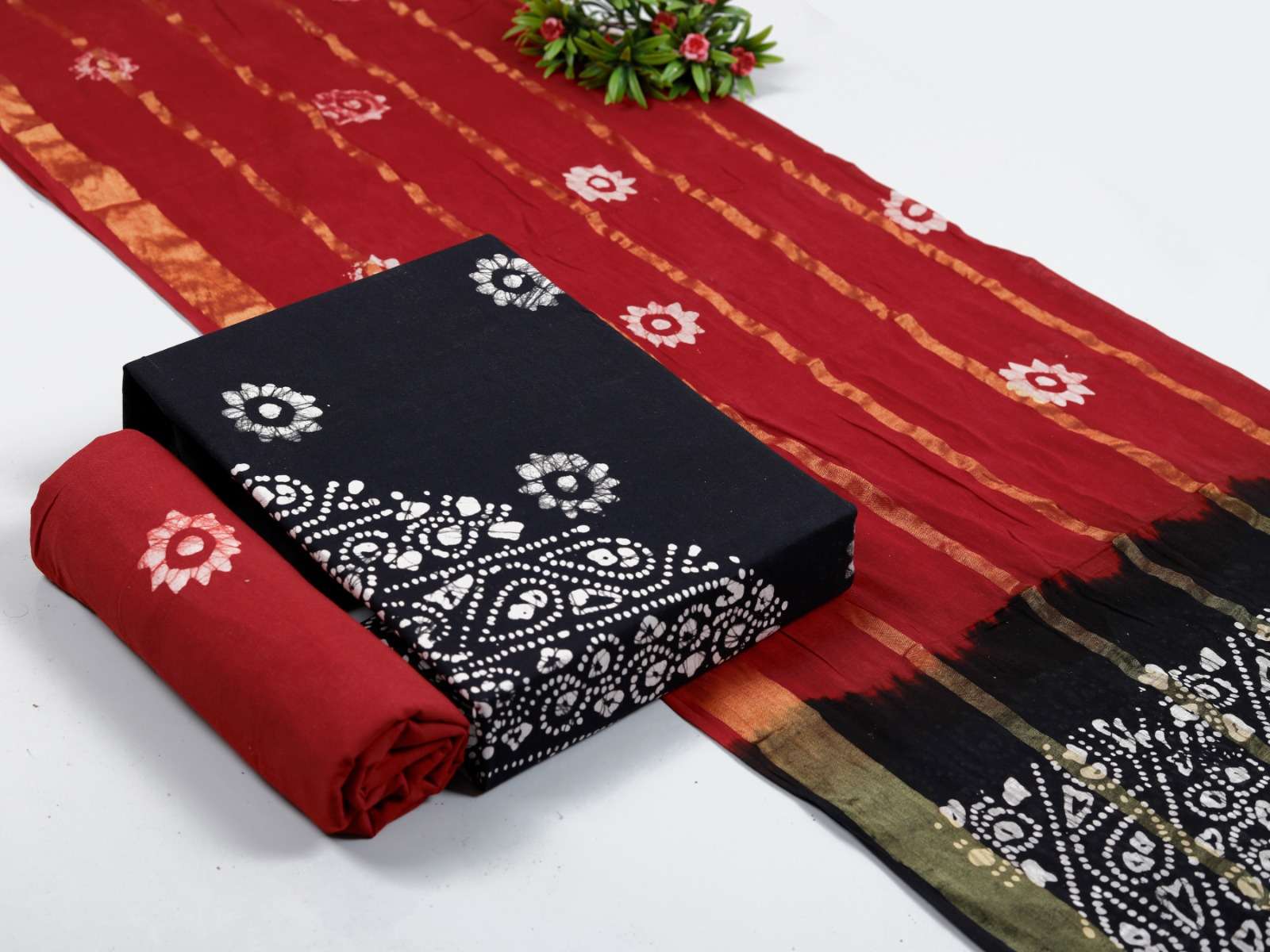 Find Sambalpuri cotton handloom dress materials by MAHAPATRA HANDLOOM near  me | Maniabandha, Cuttack, Odisha | Anar B2B Business App