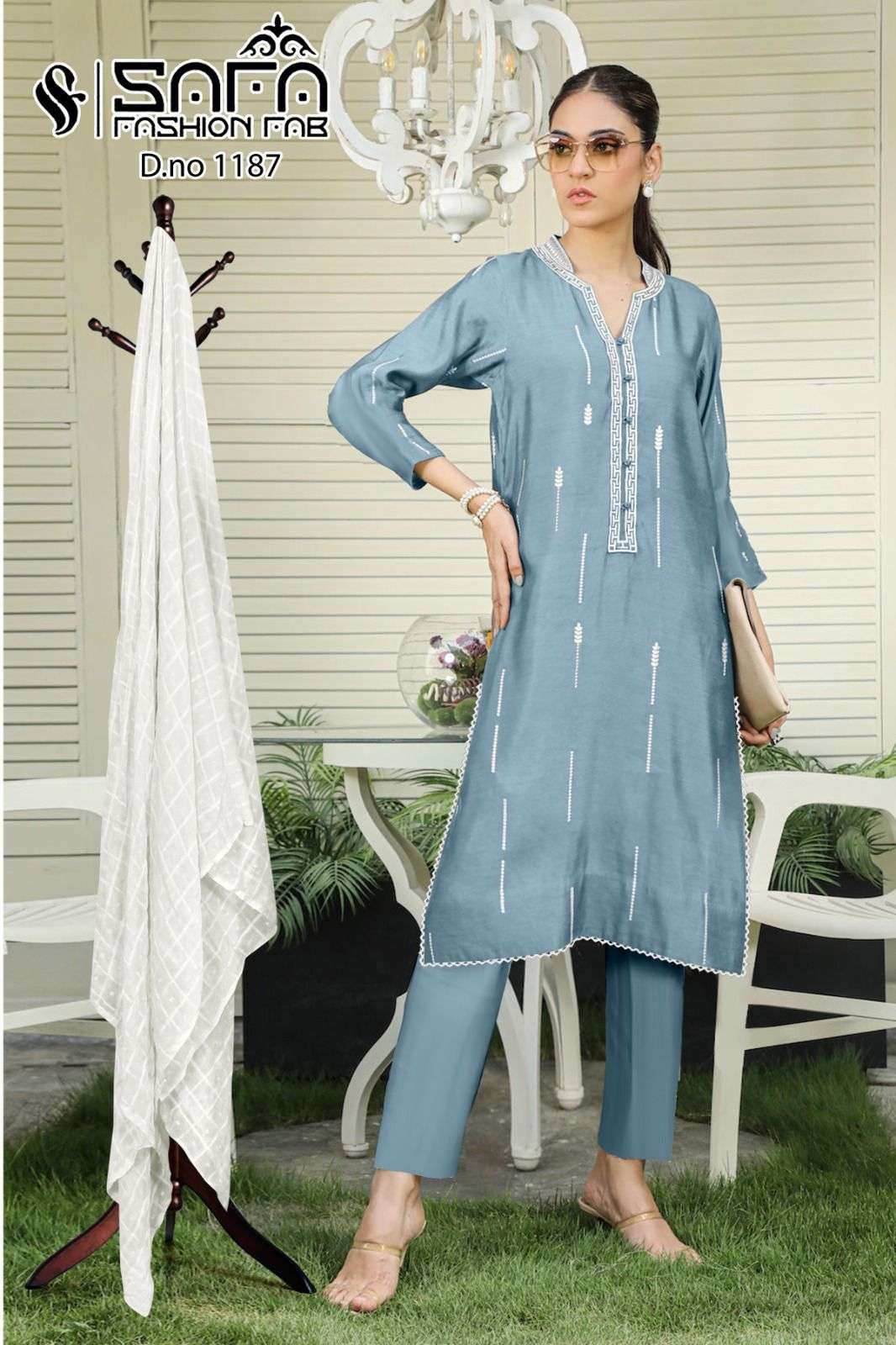 SAFA 1187 COLOURS BY SAFA FASHION HUB VELOUR STITCHED PAKISTANI DRESSES