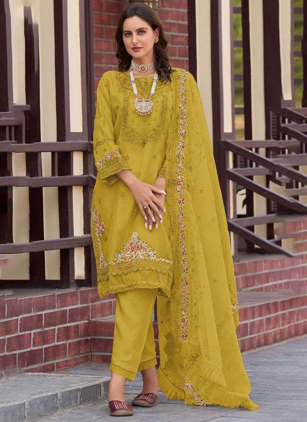 AGAH NOOR 1008 HIT DESIGN BY ASLIWHOLESALE ORGANZA PAKISTANI DRESS