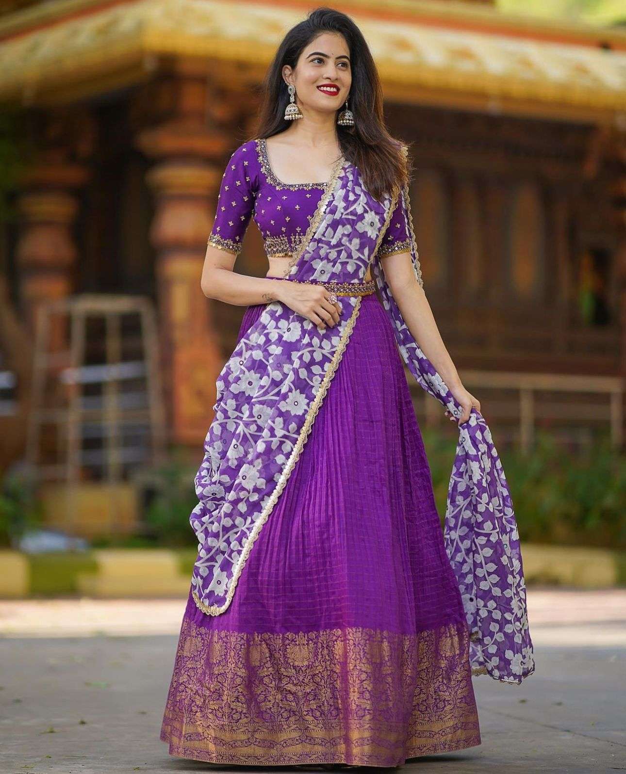 PC-350 HIT DESIGN BY ASLIWHOLESALE DESIGNER FANCY CHINON THREAD WORK LEHENGAS