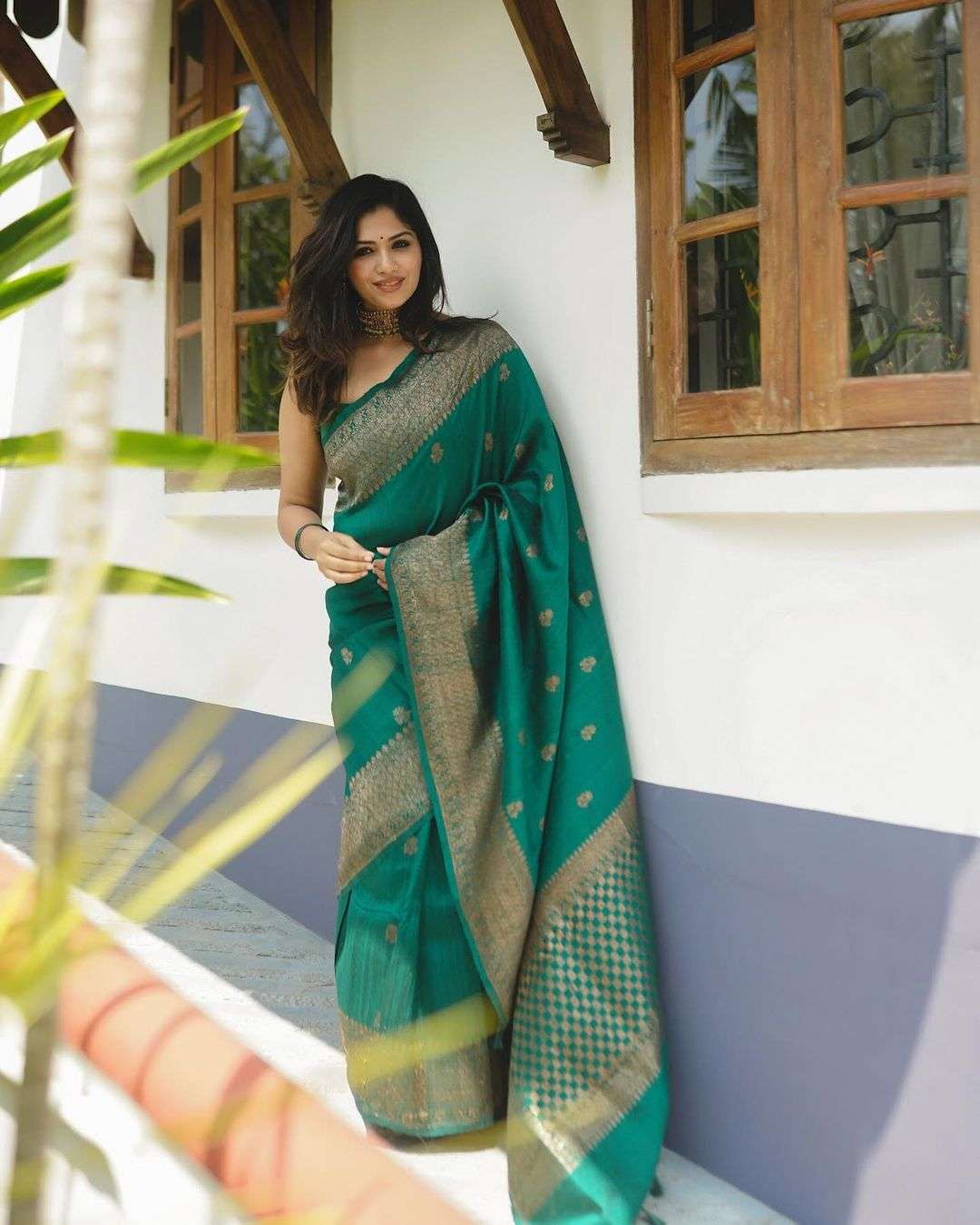 SC 793 GREEN BY ASLIWHOLESALE DESIGNER SOFT LITCHI ZARI SILK SAREES