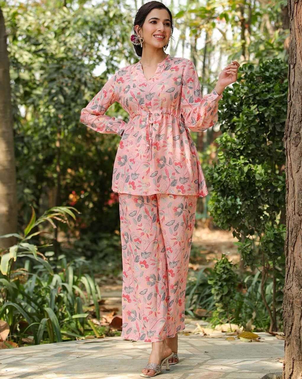 SAKSHI BY ASLIWHOLESALE DESIGNER FACNY MUSLIN SILK PRINT CO-ORD SET