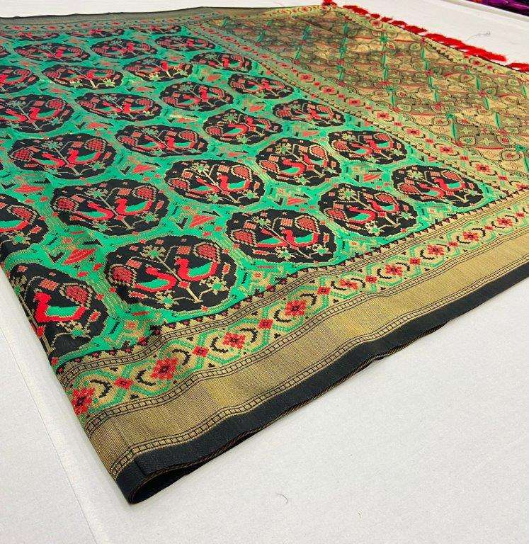 ACTION BY ASLIWHOLESALE DESIGNER BANARASI HANDLOOM SILK SAREES