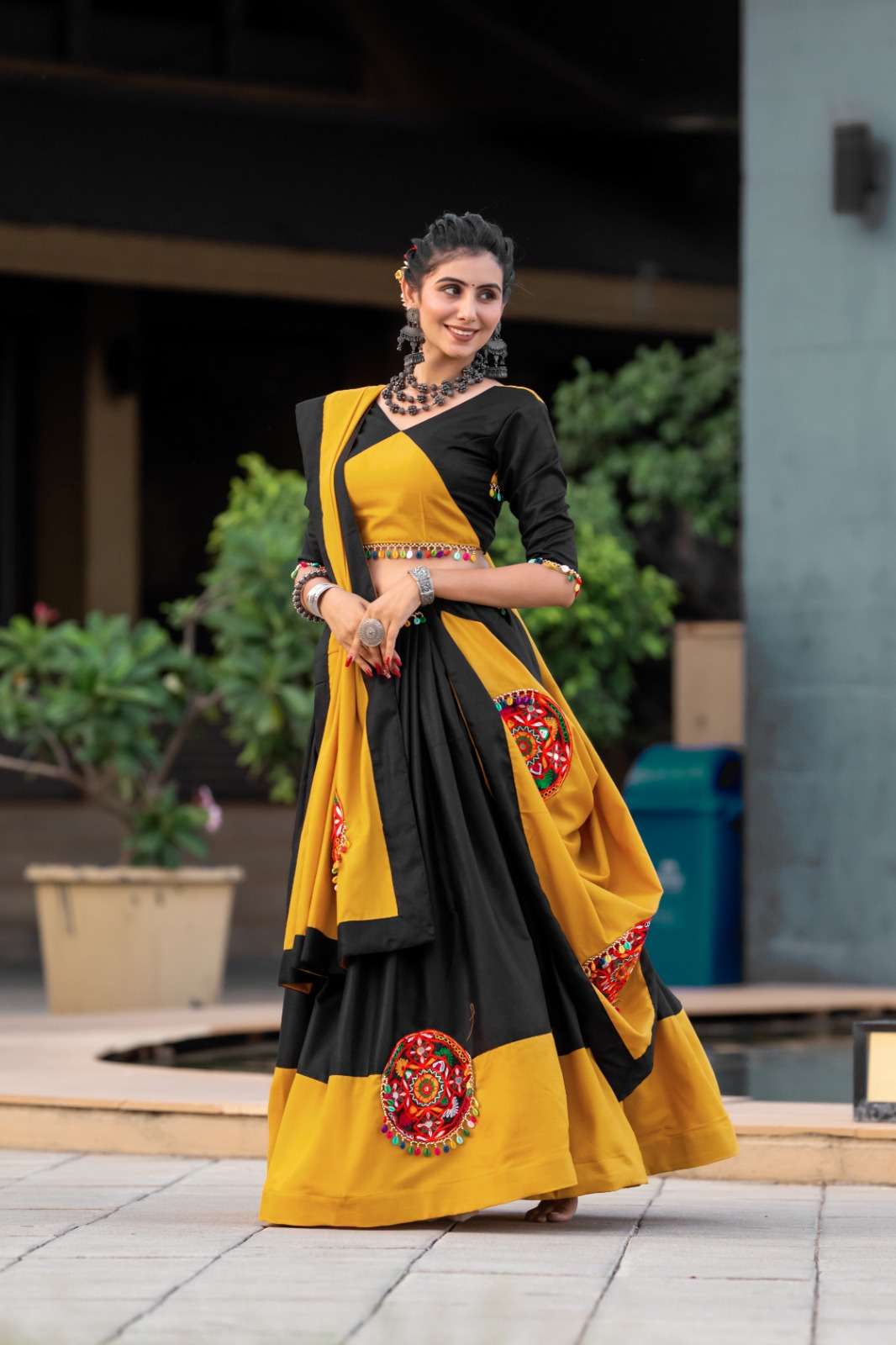 AWY-7066 BY ASLIWHOLESALE DESIGNER FANCY PURE COTTON NAVRATRI LEHENGAS