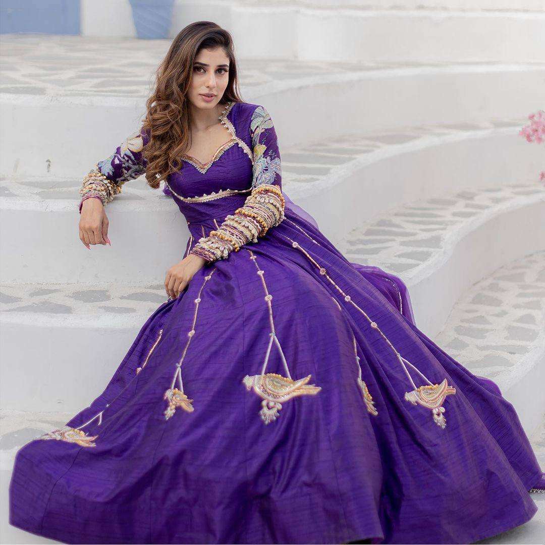 LC-1119 BY ASLIWHOLESALE DESIGNER FACNY GEORGETTE EMBROIDERY GOWN