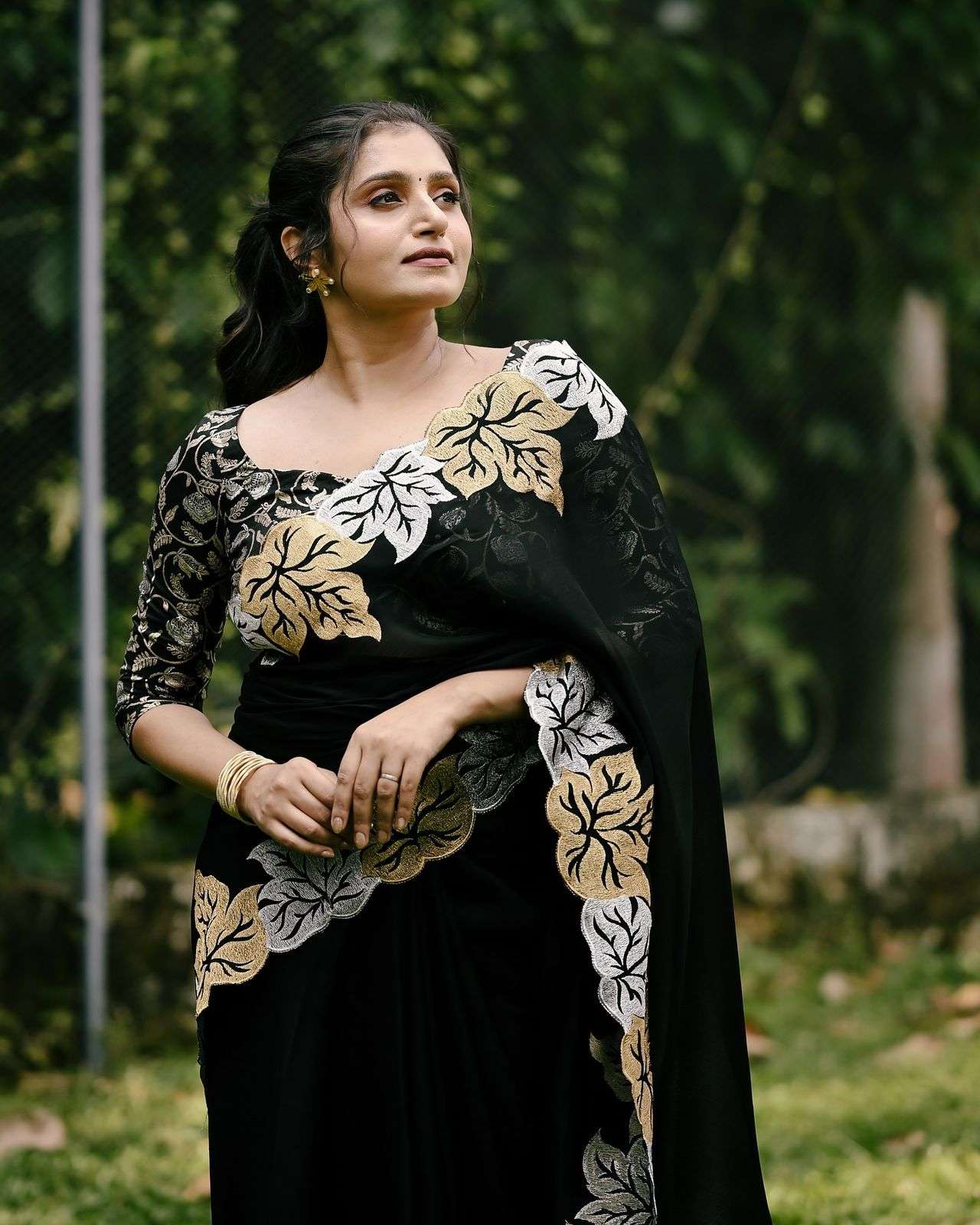 BT-3134 BY ASLIWHOLESALE DESIGNER EMBORIDERY WORK OF LEAF SAREES