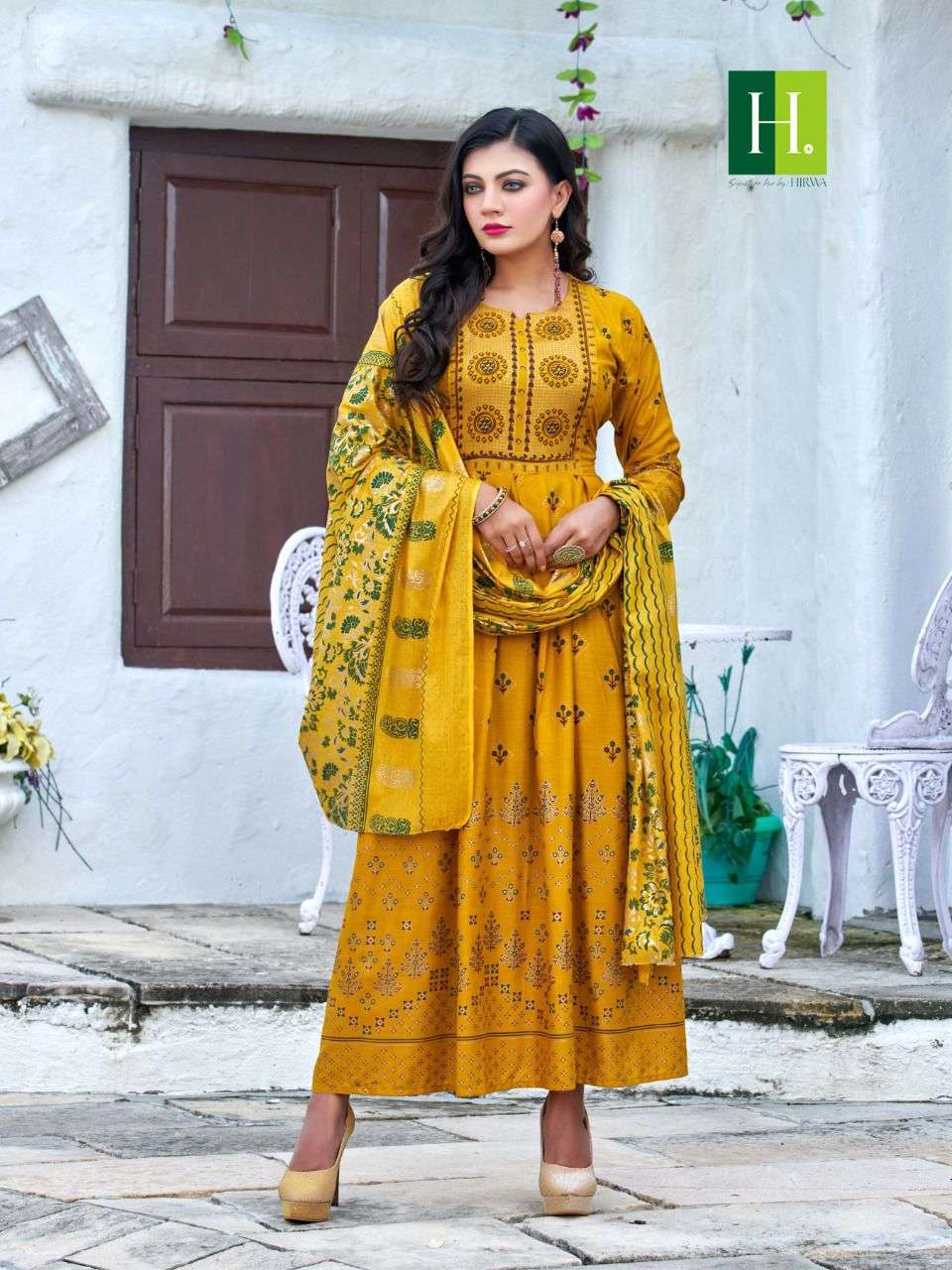 GOLDEN SANSKRITI BY H DOT RAYON FOIL PRINT KURTI DUPATTA