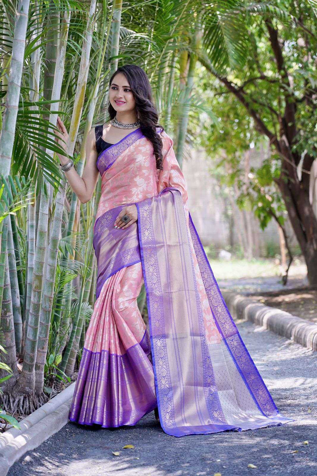 Enchanting Yet Breathable Organic Banarasi Sarees For Weddings. – Grivina