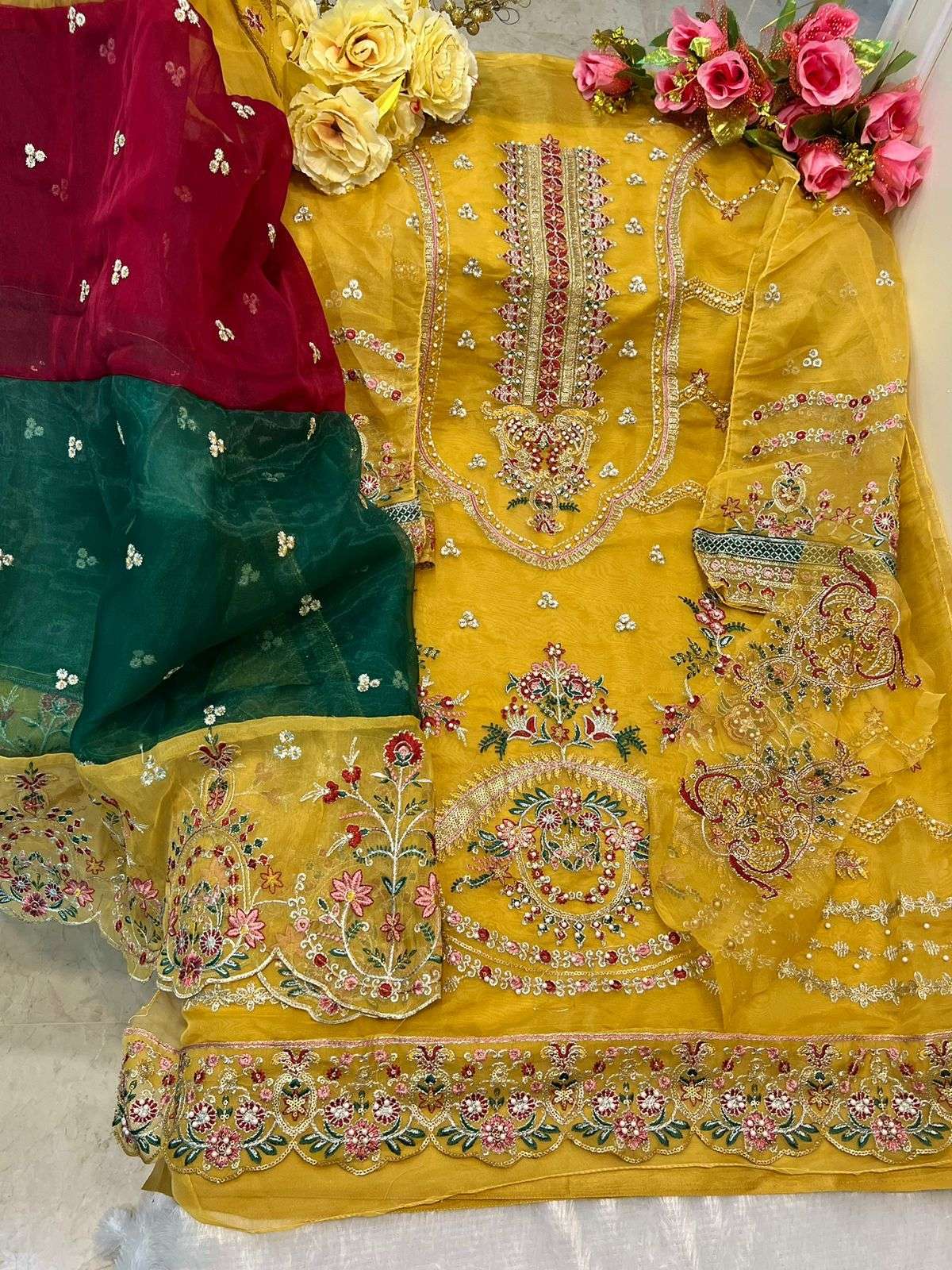 Latest Designer Pakistani Wedding Dresses - Online Shopping In Pakistan |  Bridal dresses pakistan, Bridal mehndi dresses, Pakistani wedding dresses